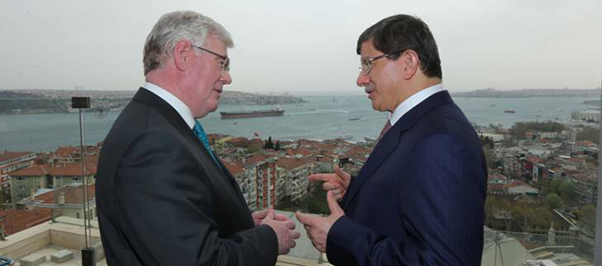 The Tánaiste met Turkish Foreign Minister Ahmet Davutoglu at the start of the Trade Mission to Turkey