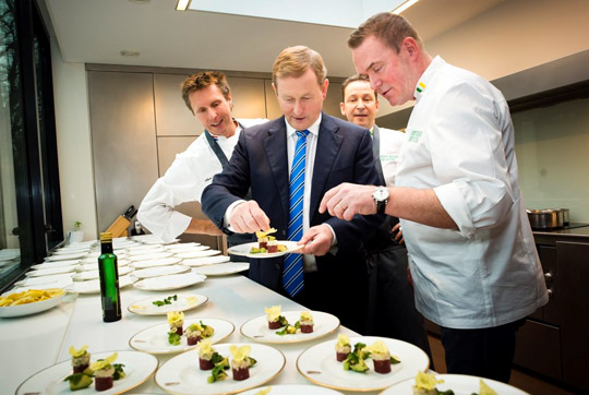 The Taoiseach met with Dutch Michelin starred chefs Alain Alders, Rogér Rassin and Erik van Loo, who play a role in promoting Irish beef in the country