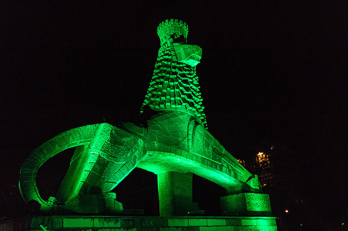 The Lion Monument goes green for St Patrick’s Day
