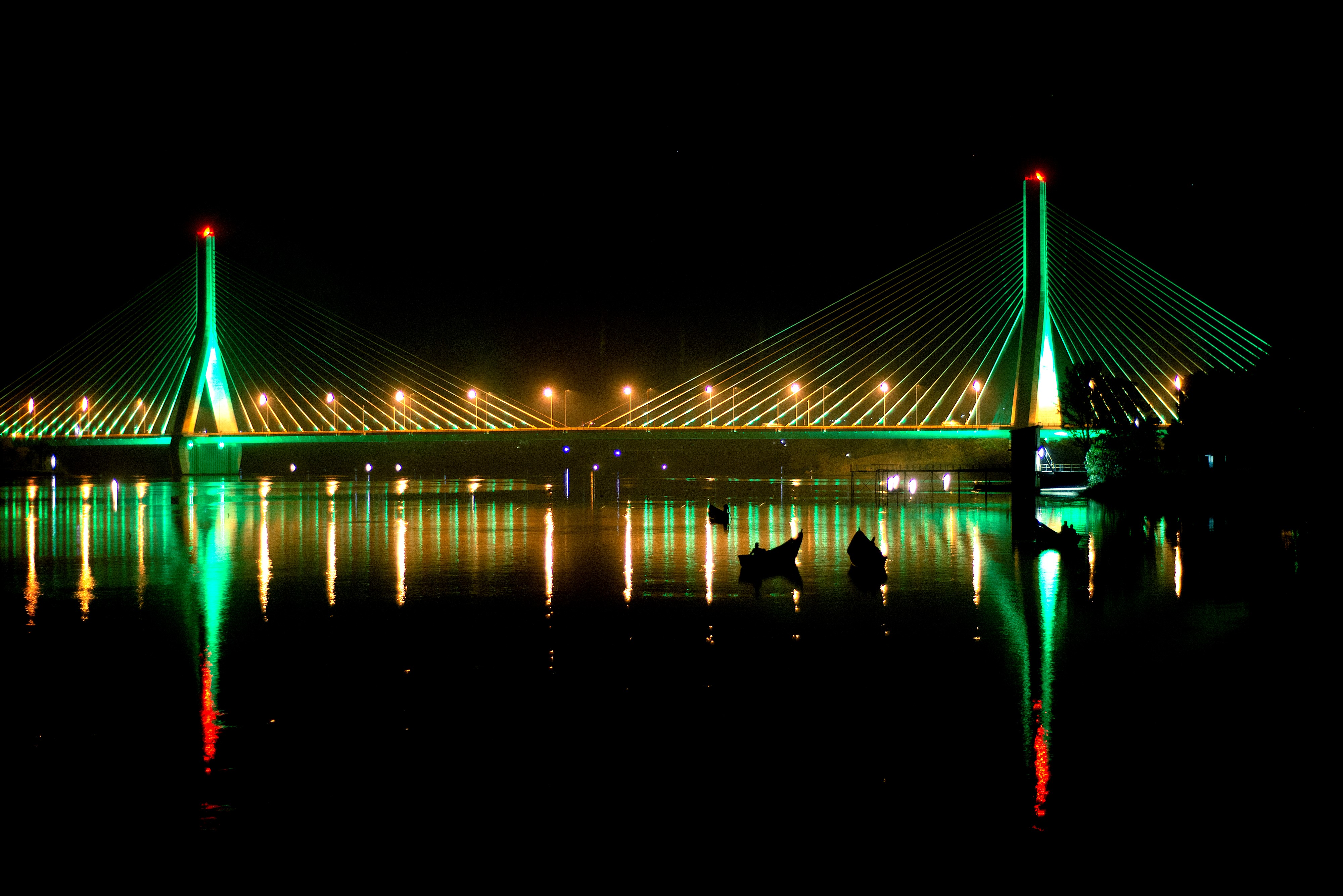 Source of the Nile Bridge goes green for St Patrick’s Day 