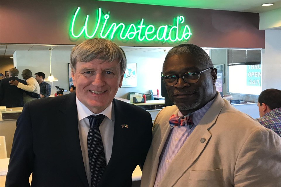 Photo of the Ambassador and the Mayor of Kansas City at Winstead's