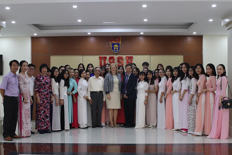 Ambassador Cáit Moran addressed the launch of a new programme on International Development Studies at the University of Social Sciences and Humanity (USSH), Vietnam National University Hanoi