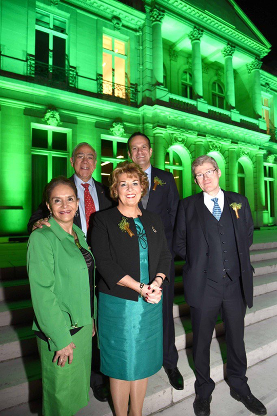 Minister Varadkar, Ambassadors Byrne-Nason and Nolan and Secretary-General of the OECD Angel Gurria and wife Lulu